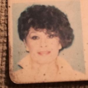 Meet your Posher, Delores